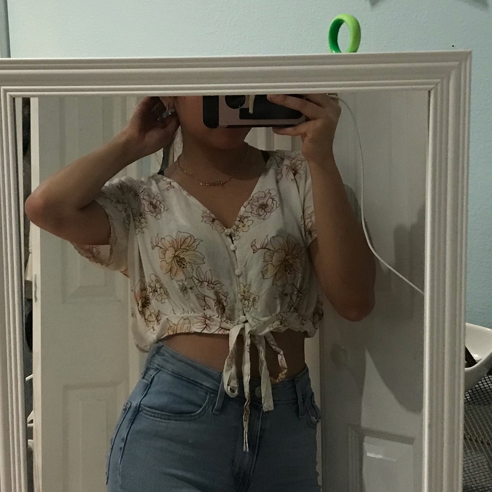 Floral top